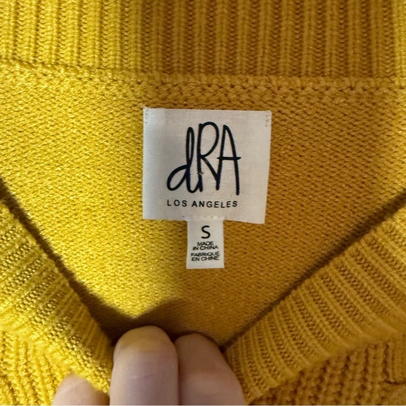 dRA Los Angeles Yellow Ruffled Sweater, Size S - Picture 5 of 10